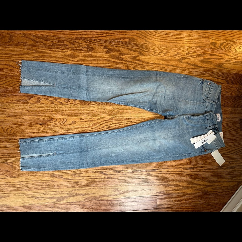 Macy's M1858 Kristen Mid Rose Crop Jeans